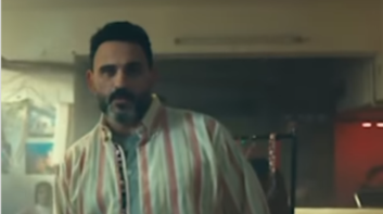 أكرم حسني يكشف حقيقة جملة 